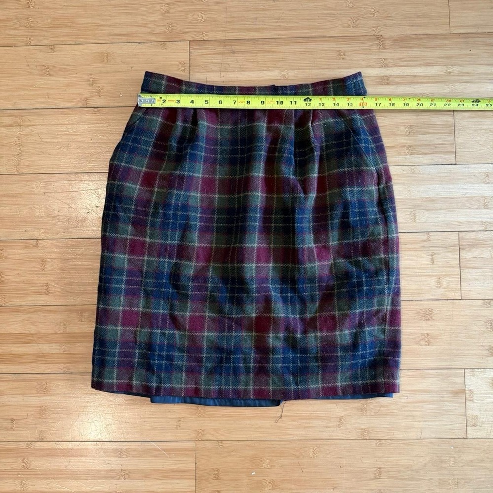 Vintage womens navy red green plaid tartan knee length skirt Size 14 wool blend - Picture 5 of 5